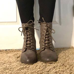 Charlotte Russe Taupe/Gray Heeled Booties Size 9